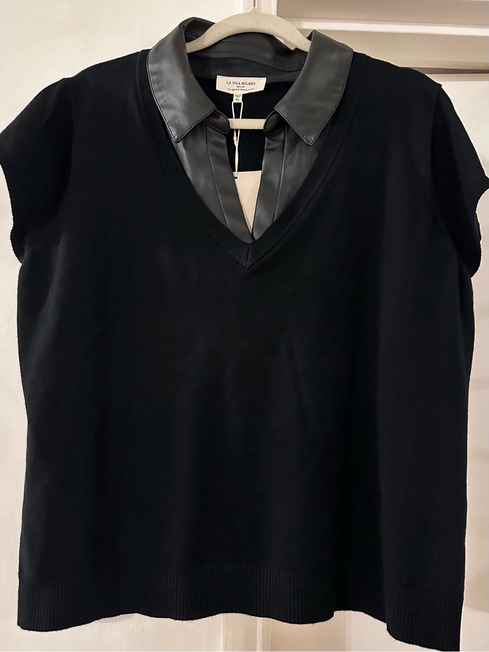 La Vila Milano Black V‑Neck Sweater Top with Faux Leather Collar